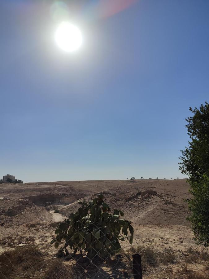 רגע של חסד Arad Exterior photo